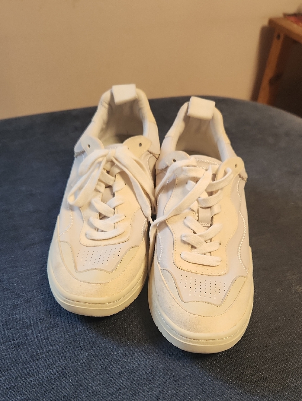 Dolce Vita Adella Cream Leather  Casual Lace-Up Sneakers Size 8